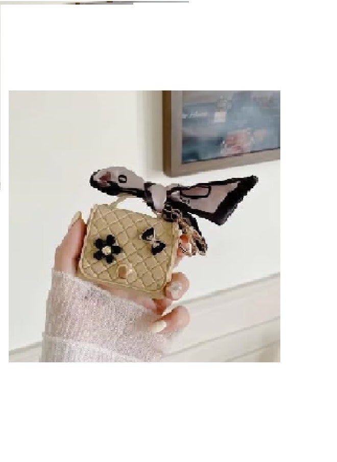 A wonderful case for Airpods in the form of a stylish small bag,