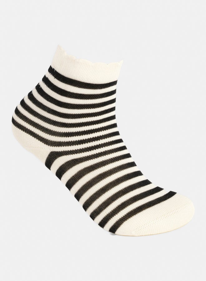 Carina Girly Striped & Dotted Socks - 5 Pairs - Image 3