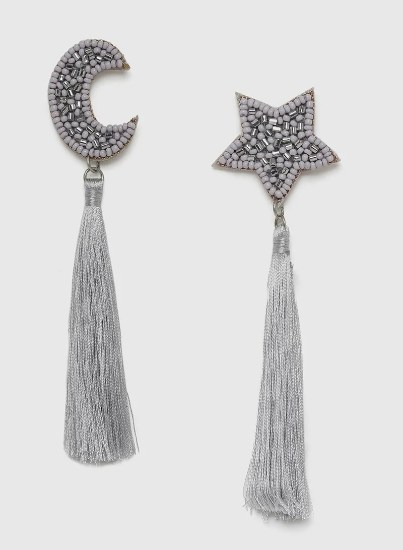 SOHI Contemporary Artificial Stud Earring Jewellery