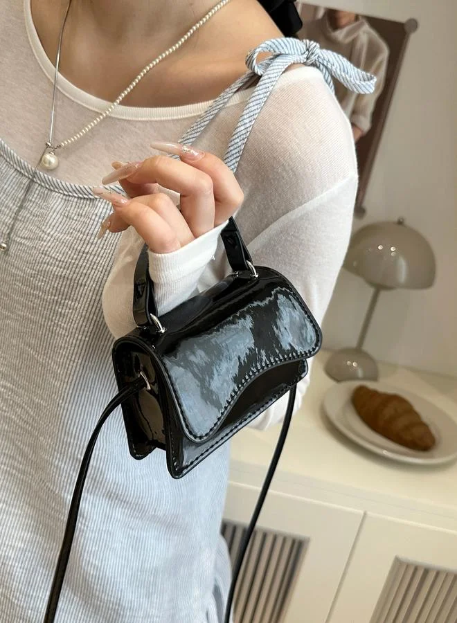 تايك تو Black Shoulder Bag with Button Closure