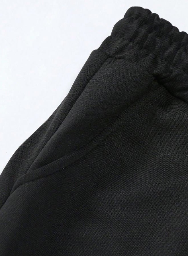 WDIRARA Men's 2 Piece Outfits Letter Graphic Print Long Sleeve Pocket Sweatshirt and Sweatpants Tracksuit Set Black Medium - Image 4