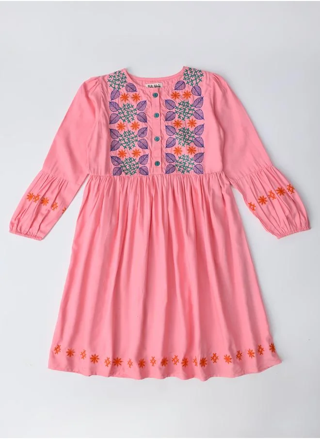 بيلا مودا Bella Moda Embroidered 3/4 Sleeves Cotton Dress with Button Front