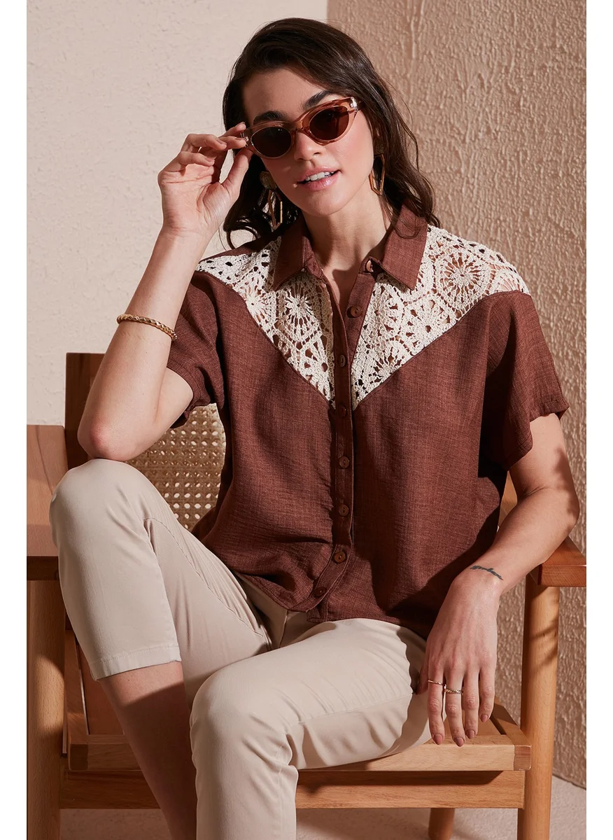 Lela Lace Relaxed Fit Short Sleeve Shirt Women's Shirt 5865764