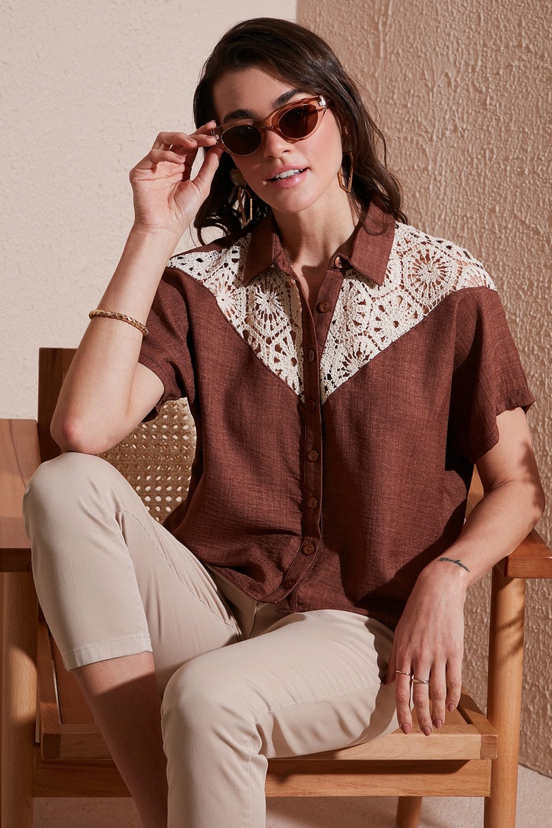 Lela Lace Relaxed Fit Short Sleeve Shirt Women's Shirt 5865764 - Image 1