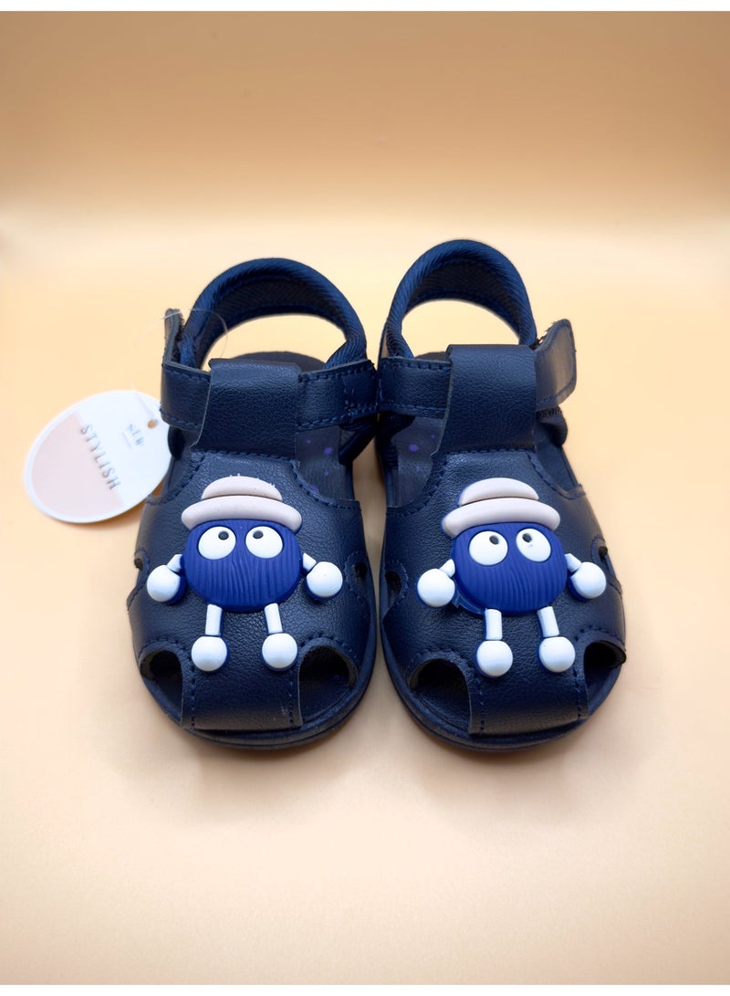 ستايلش حذاء اطفال بصوت – شوز اطفال صوت – صندل اطفال بصفارة | نعل مع صفارة، شوز صندل يصدر صوت للبنات والأولاد، حذاء طفلة ونعال صندل مريح، حذاء صوت للأطفال بتصاميم عصرية وتناسب هدايا اطفال - Image 1