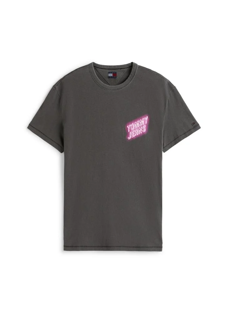 TOMMY JEANS Regular Fit Short Sleeve T-Shirt