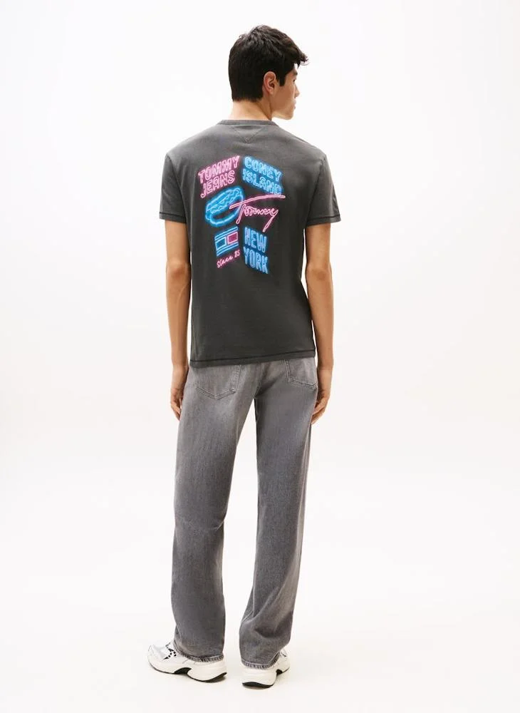 تومي جينز Regular Fit Short Sleeve T-Shirt