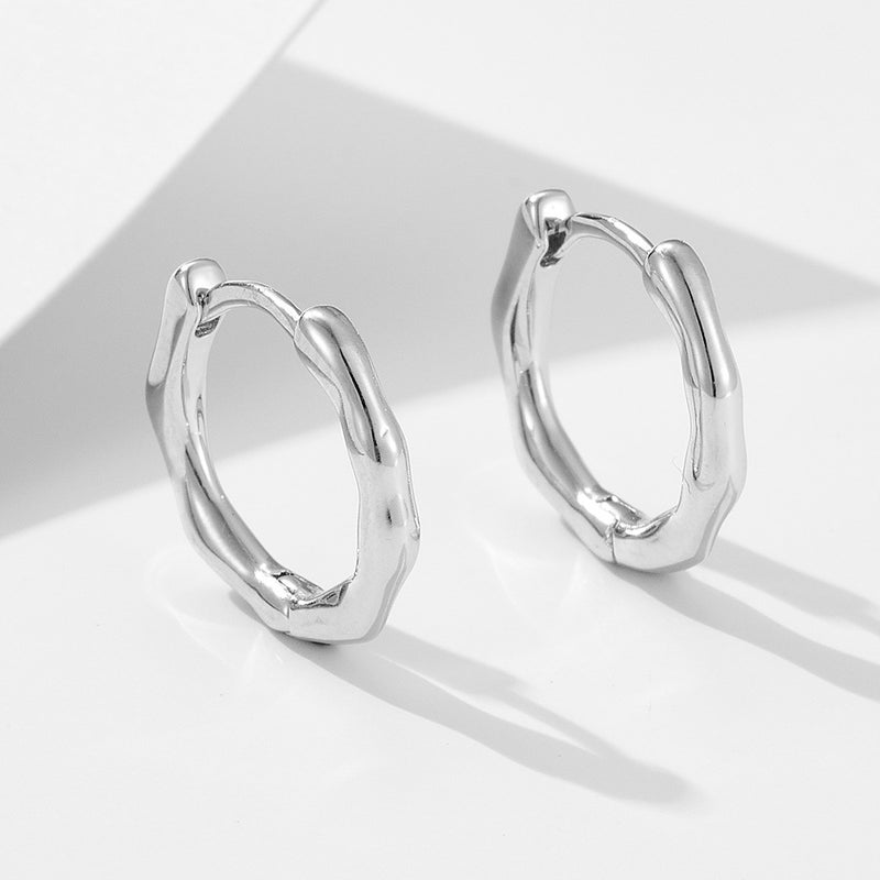 Chic Asymmetric Wave Twist S925 Silver Earrings White 