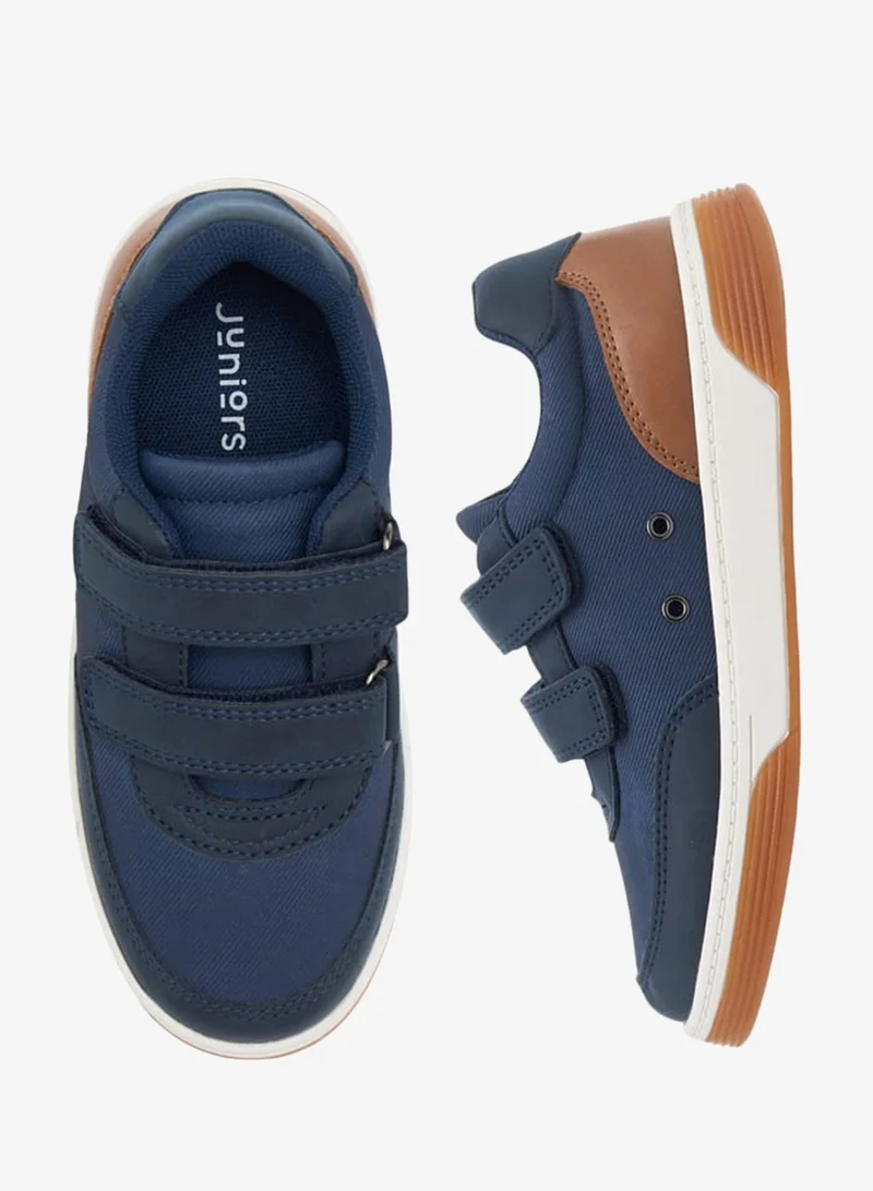 جونيورز سنيكرز أولاد بألوان متداخلة وإغلاق بشريط لاصق