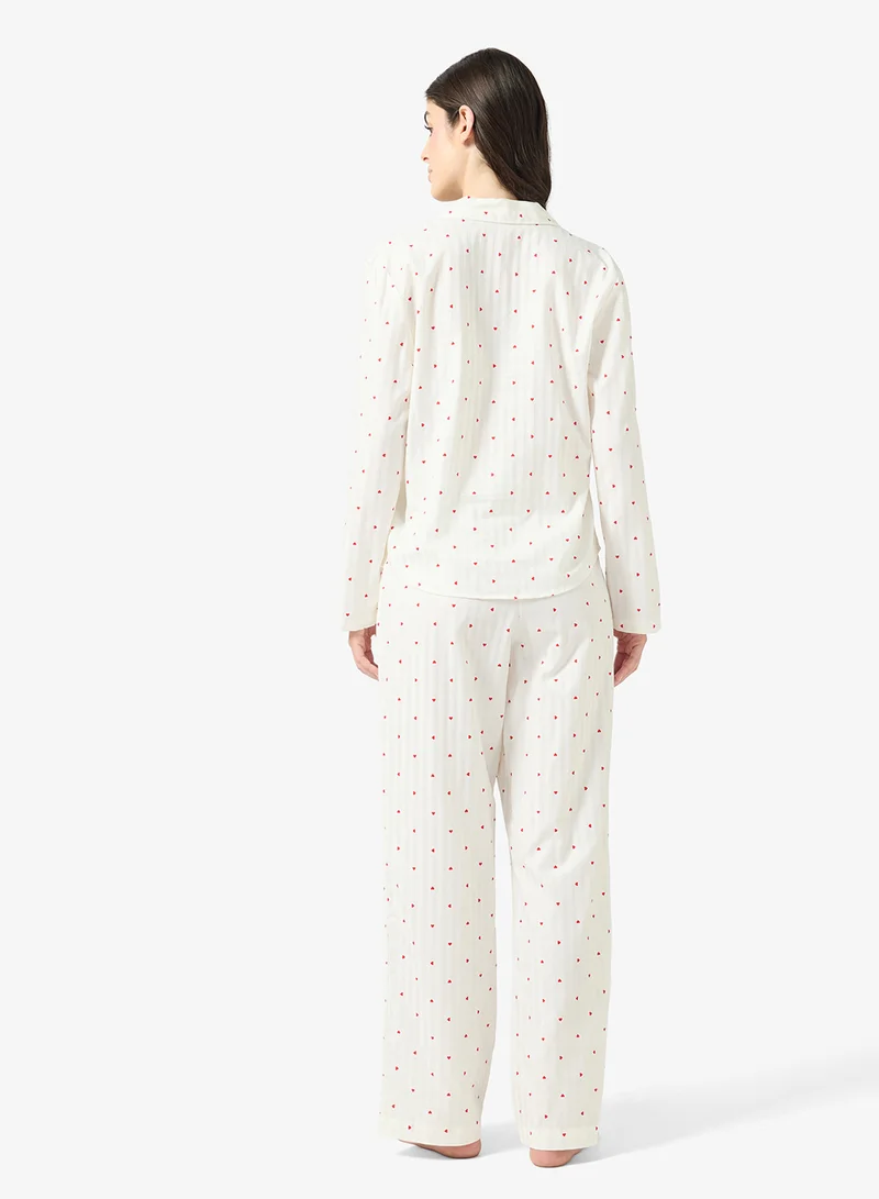 هانك مولر طقم بيجامة وقميص بأكمام طويلة بتصميم قلوب