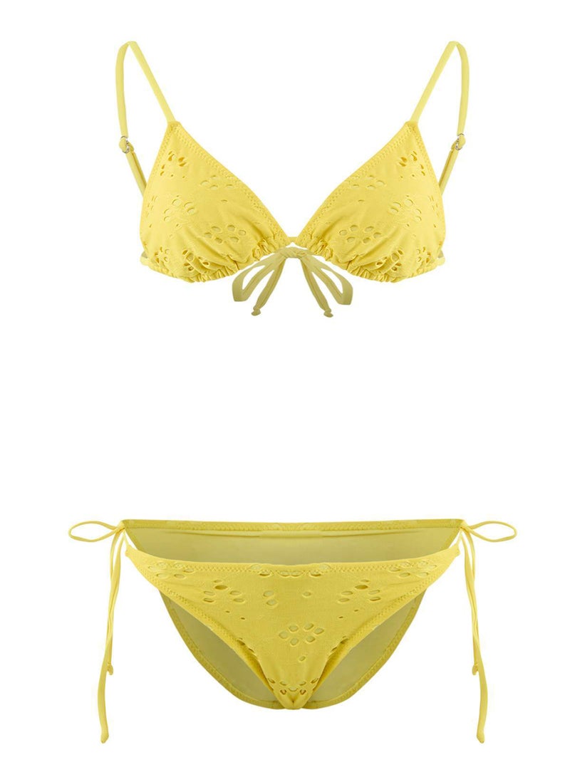 trendyol مجموعة بيكيني منتظمة بخصر منتظم مربوطة مثلثية ذات نسيج أصفر Tbess24Bt00082 - Image 3