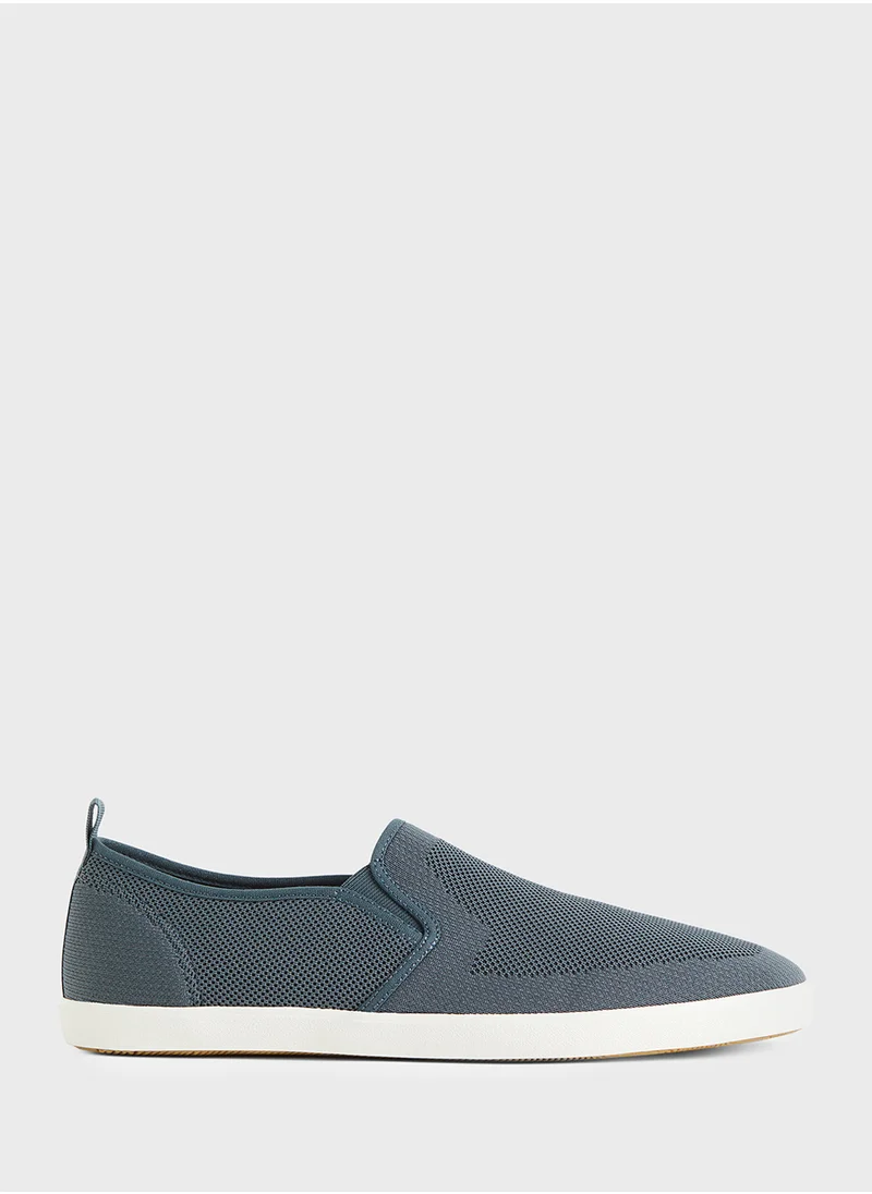 اتش اند ام Slip-On Trainers