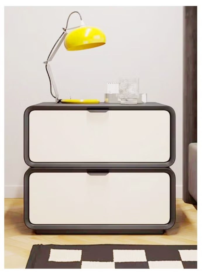 رافين طاولة جانبية من الخشب الصلب بتصميم عصري بسيط متعدد الأغراض مع حافة دائرية وطاولة واسعة بجانب السرير مع أدراج ومقابض فريدة وخزانة تخزين لغرفة النوم وغرفة المعيشة 50 × 40 × 48 سم - Image 2