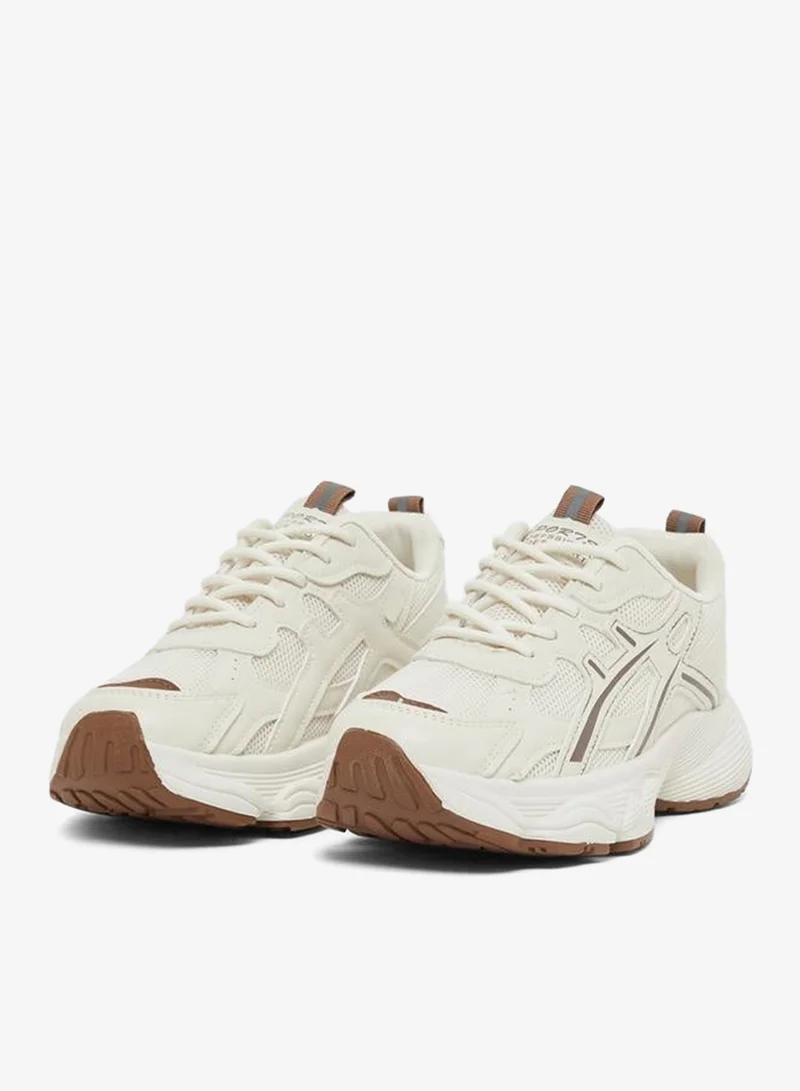 ستايلي اكتيف سنيكرز بنعل سميك برباط وعروة سحب