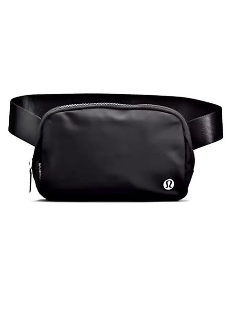 حقيبة حزام في كل مكان ، حقيبة صغيرة مريحة ، جيوب مع السحب ، جيوب خارجية سهلة الاستخدام ، جيوب الضروريات الداخلية لتخزين الأشياء أثناء السفر ، أسود