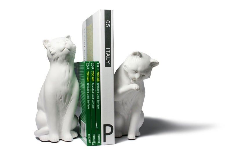 Danya B Danya B Decorative Cat Bookend Set for Cat Lovers in White Great Gift for The Feline Fan for Home or Office Bookcases Display Shelves or for Pet Store Owner or Groomer 