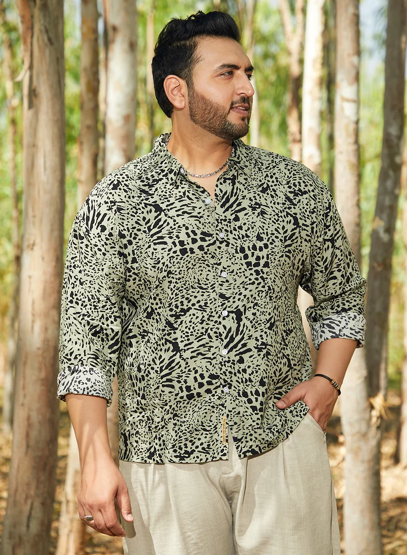 Instafab Plus Instafab Plus Men's Onyx Black & Cream White Leopard Imprint Shirt For Casual Wear | Spread Collar | Long Cuffed Sleeves | Button Closure | Plus Size Shirt Crafted With Comfort Fit For Everyday Wear