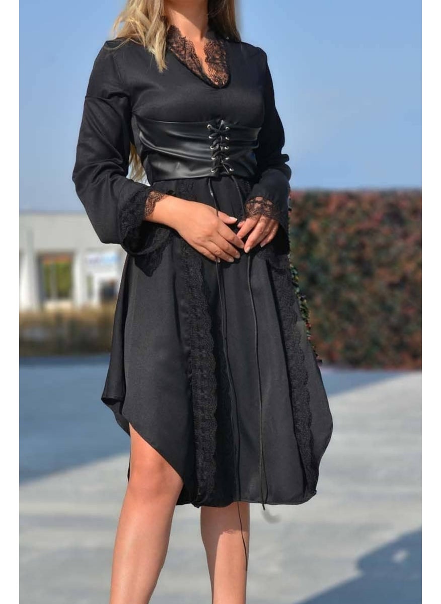 Due Stelle Women's Black Leather Corset and Lace Detailed Dress  - Image 3