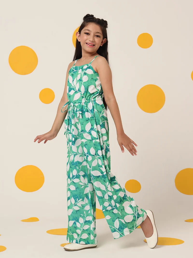 شيري أند جيري جمبسوت بناتي بطبعة كرز وجيري من قماش السيرسيكر باللون الفيروزي بطول كامل