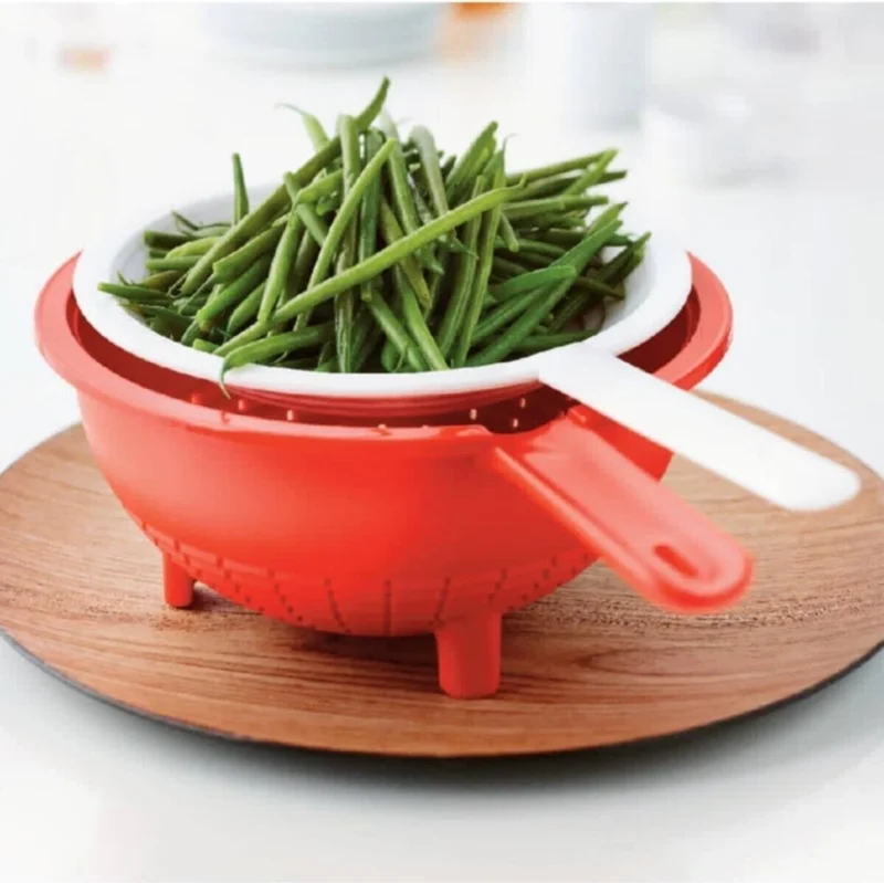 Tupperware Double Strainer Red (2 Liters - 400 ml)