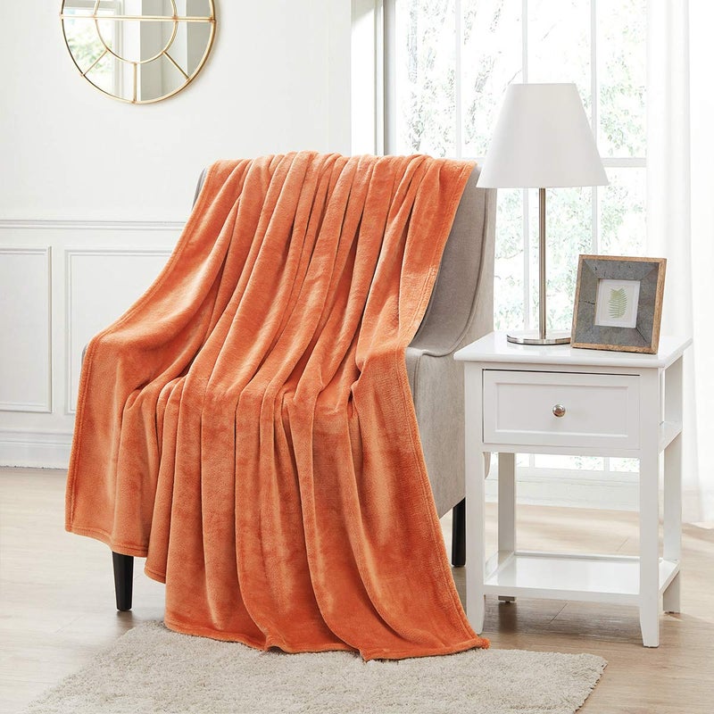 Bourina Fleece بطانية الفانيلا رمي بطانية (حجم رمي برتقالي) بطانية ميكروفيات دافئة خفيفة الوزن لأريكة أريكة سرير التخييم سفر 50 × 60 بوصة - Image 3