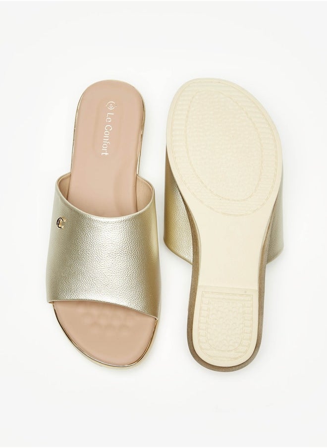 Le Confort - Women's Textured Slip-On Flat Sandals - Image 1