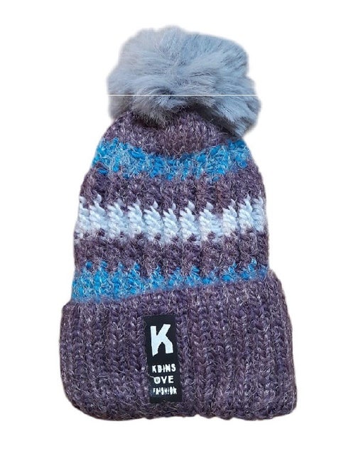 Winter ice cap made of durable, high-quality wool yarn. It is lined on the inside in a way that makes you feel warm in a wonderful way (Purple-blue-gray).