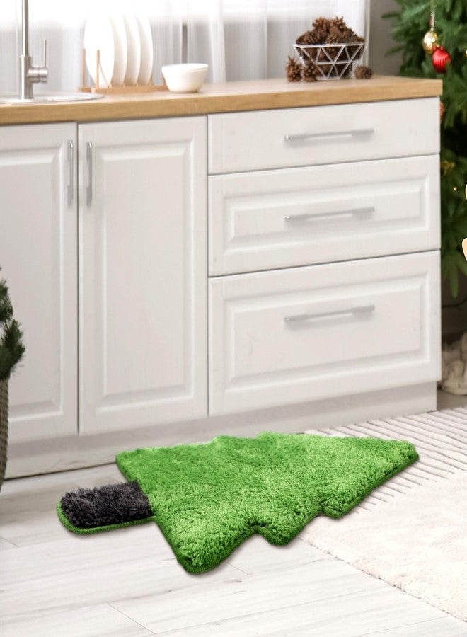 Tinideya سجاد حمام شجرة عيد الميلاد من Tinideya، حصيرة استحمام لطيفة للأطفال 28''x20''، سجاد للاستحمام، شجرة عيد الميلاد، حصيرة حمام خضراء، ديكور حمام عيد الميلاد، قابلة للغسل، حصيرة زخرفية غير قابلة للانزلاق - Image 4