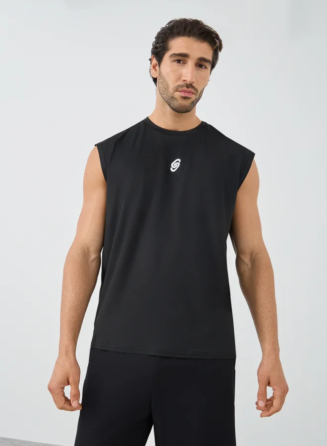 ستايلي اكتيف تانك كبير بطبعة شعار