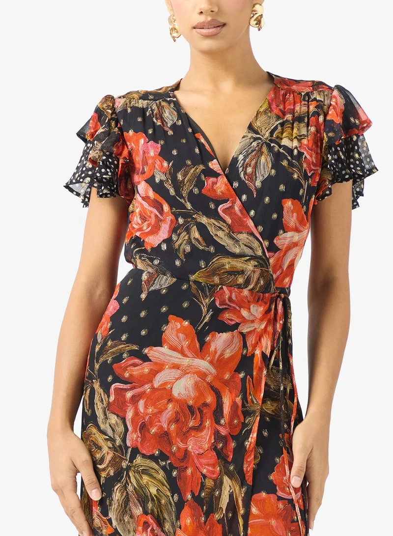 Hope & Ivy Flutter Sleeve Eveng   Tie Waist Maxi Dress