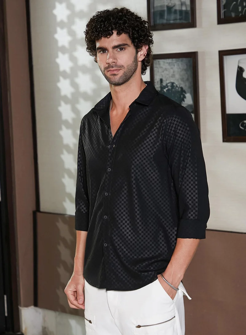 Campus Sutra Men's Onyx Black Checkered-Imprint Shirt