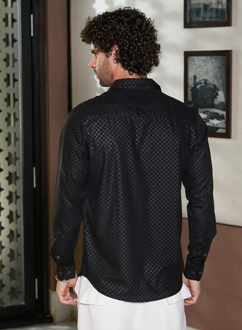 Campus Sutra Men's Onyx Black Checkered-Imprint Shirt