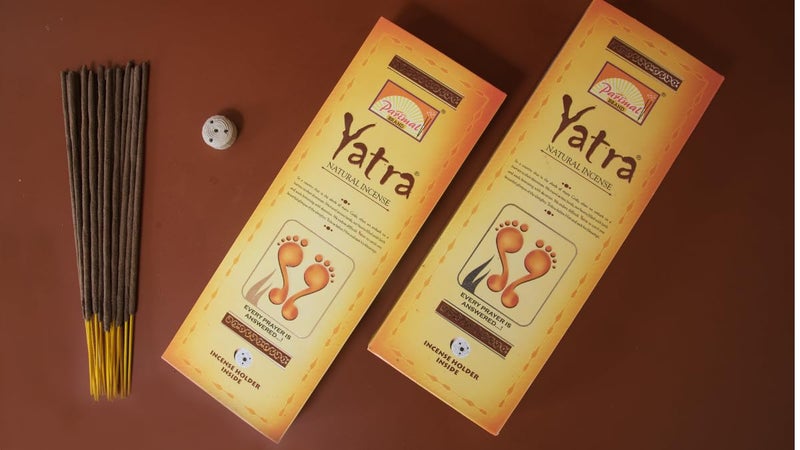 Parimal Hand Rolled Yatra Agarbathi (120-130 Sticks) (180 gm) | Burning Time - 45-60 Min | Natural Incense with Sandal & Resin| Fresh Fragrance for Meditation & Relaxation | Each 60 Gram | Pack of 3 - Image 2