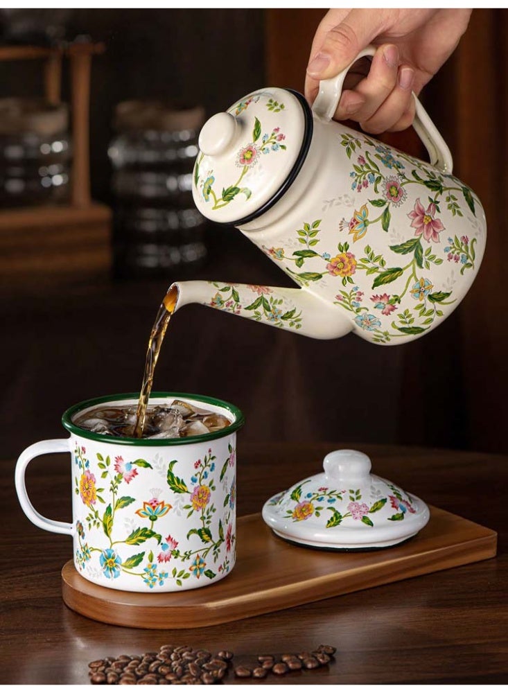 إبريق قهوة مطلي بالمينا بنقشة زهور بسعة 1.1 لتر – غلاية فولاذية سميكة بطبقة مينا مع فوهة طويلة ومقبض مقاوم للحرارة، بتصميم تقليدي بالألوان الأحمر والأزرق، مناسب لتحضير القهوة والشاي والماء، يعمل على مواقد الحث والغاز، أداة مطبخ أنيقة - Image 3