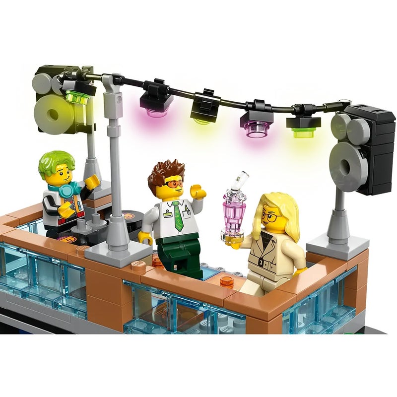 LEGO - City Downtown 2010 Pieces - 60380 - Image 3