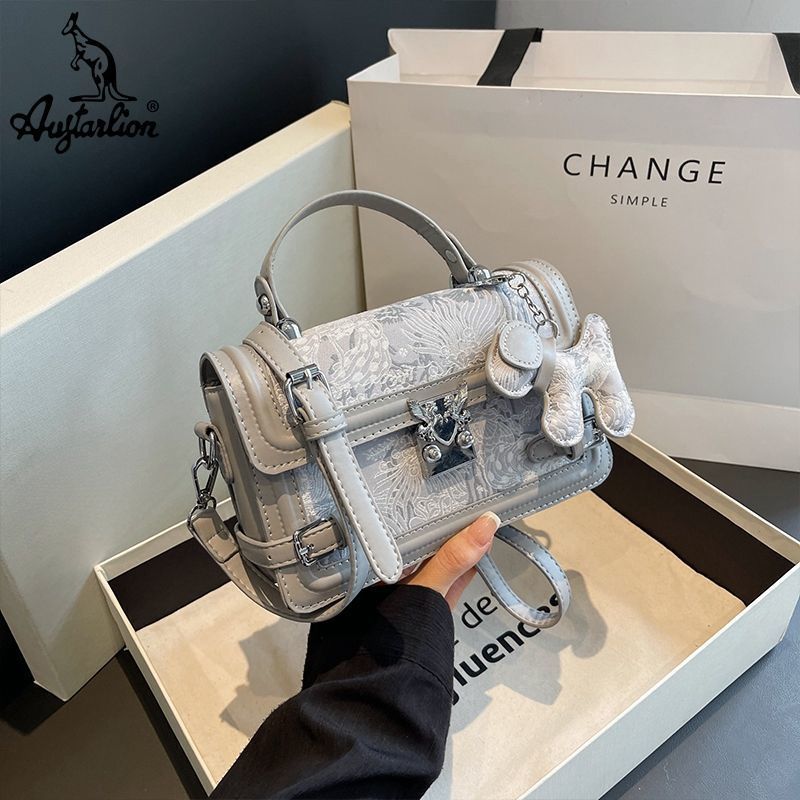 Light Luxury Niche Women'S Bag New High Sense Fashion Embroidered Small Square Bag Popular Crossbody Bag - Image 5