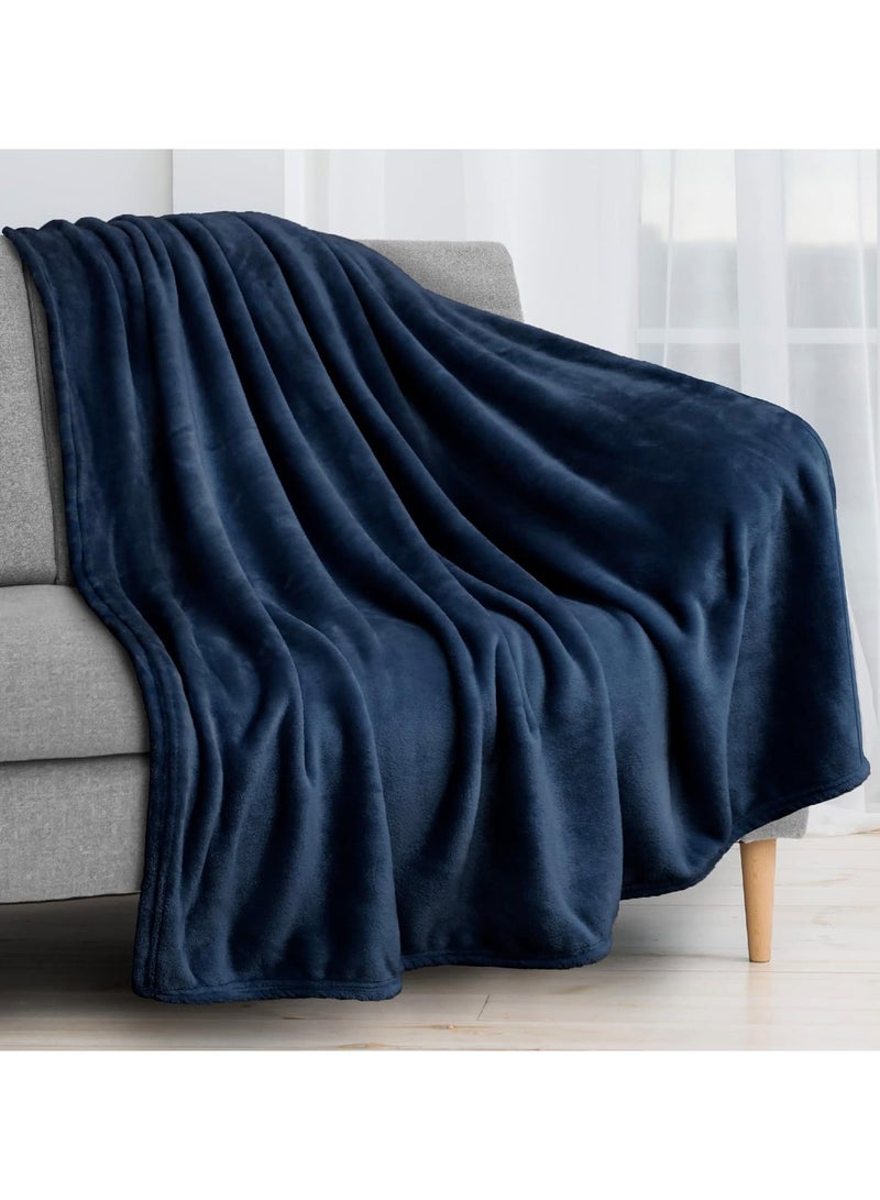 بي اس بي هوم بطانية فردية فاخرة من BSB HOME® 220 جرام لكل متر مربع للسرير والأريكة والكنبة والسفر والتخييم | 150 x 220 سم | أزرق  - Image 2