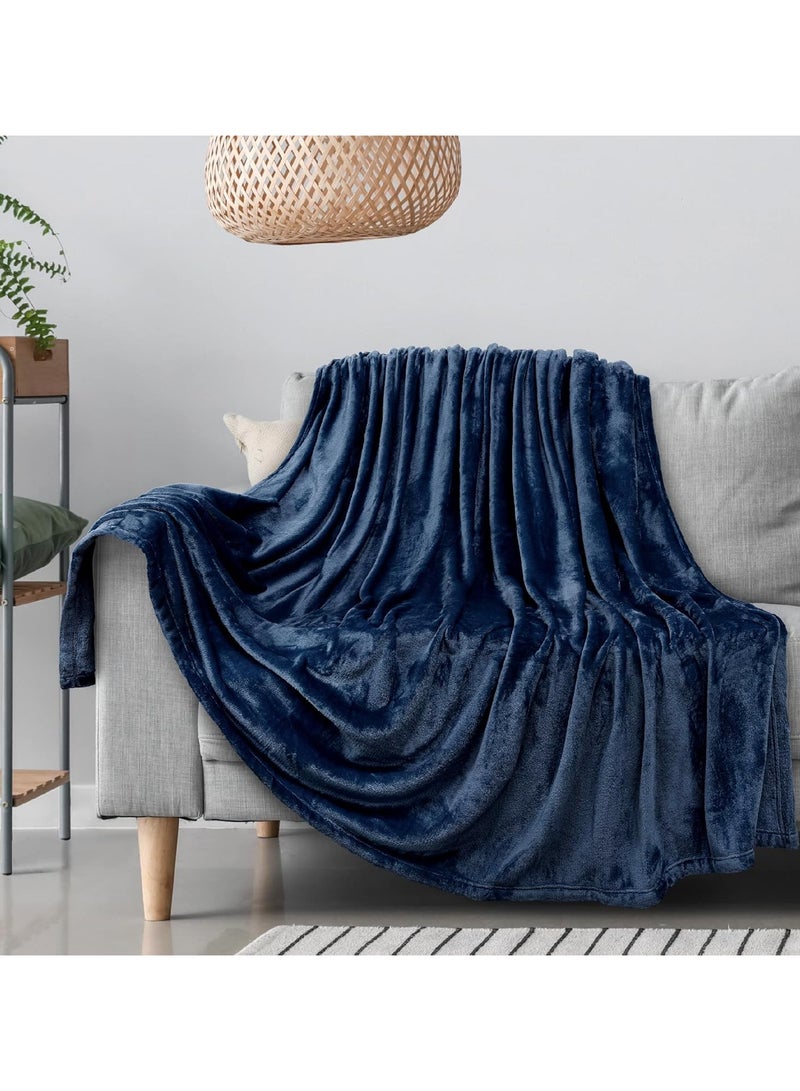 بي اس بي هوم بطانية فردية فاخرة من BSB HOME® 220 جرام لكل متر مربع للسرير والأريكة والكنبة والسفر والتخييم | 150 x 220 سم | أزرق  - Image 5