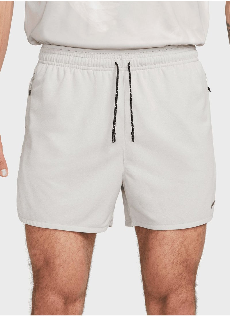 Nike - Dri-Fit Run Div 4'' Stride Shorts - Image 1