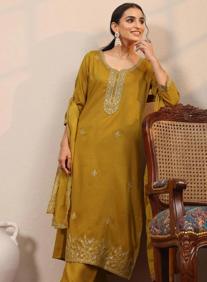 لباس Printed Silk Blend Straight Kurta, Trousers And Dupatta Set