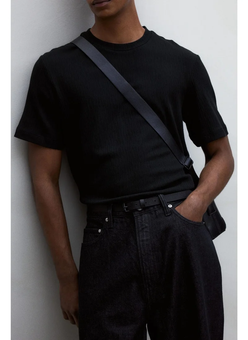 اتش اند ام Regular Fit Textured T-shirt