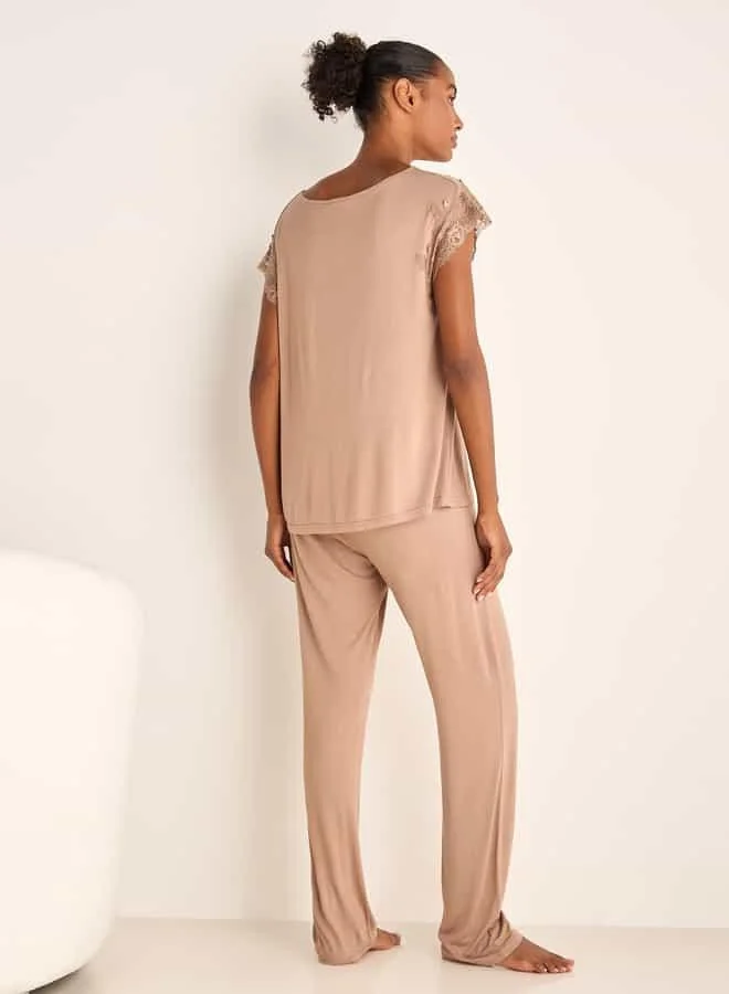 Splash FAV Lace Trim T-shirt and Elasticated Pyjama Set