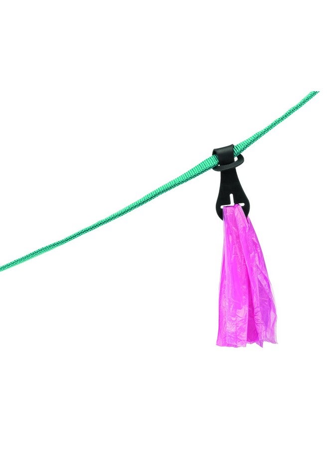 تريكسي حامل حقيبة الأوساخ/الألعاب العالمي، لا حاجة لحمل الحقيبة بالكامل في يدك، سهل التثبيت بالحزام، مصنوع من مادة متينة لحمل حقائب الأوساخ بسهولة - 14 × 4 سم أسود (عبوة من 4 قطع) - Image 5