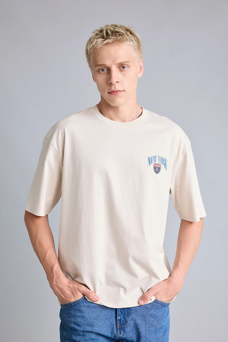Defacto  Boxy Fit Short Sleeve T-Shirt for Men | Best Price UAE