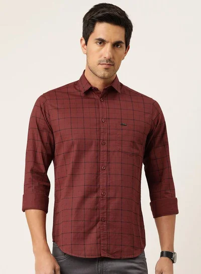 The Indian Garage Co Men Slim Fit Checkered Full Sleeves Spread Collar Casual Shirt