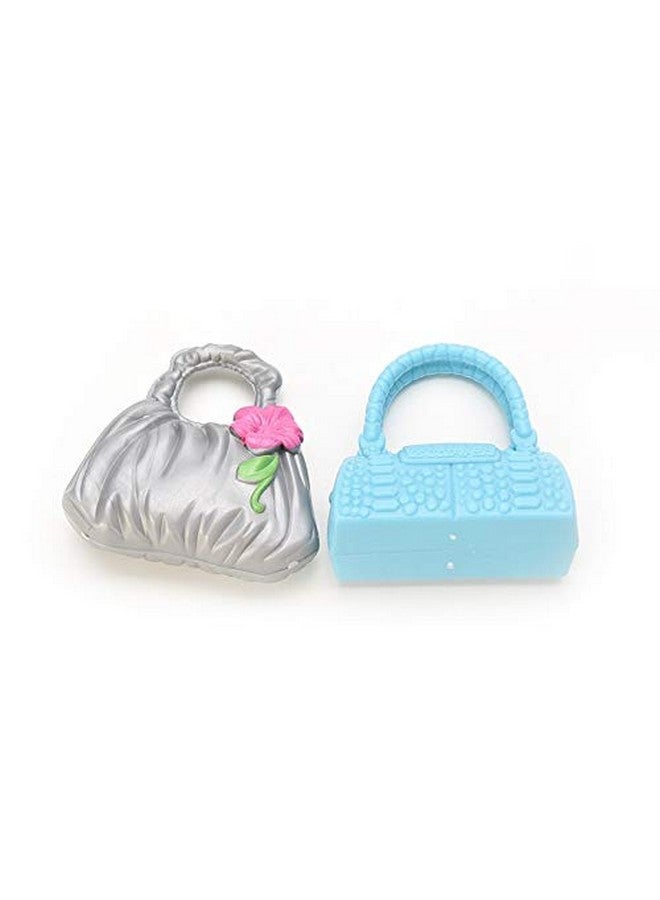 أي دريم مجموعة إكسسوارات الدمية آي دريم (40 قطعة) تتضمن أحذية وحقائب ومرآة وشماعات بلاستيكية ومشط وسوار وأكثر للدمى هدية مثالية لمحبي الدمى وهواة الجمع، متعددة الألوان - Image 4