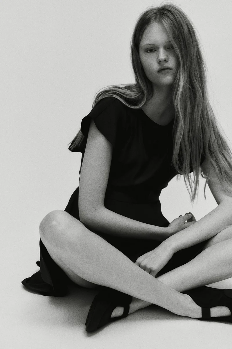 H&M  Tiered boat-neck dress for Women | Best Price UAE