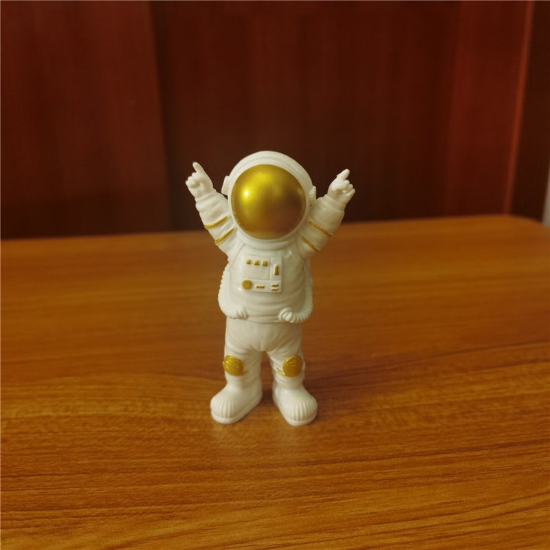 Generic Astronaut Astronaut Star Resin Model Car Ornaments Birthday Cake Baking Decoration Space 3-piece Set Gold winner 1
