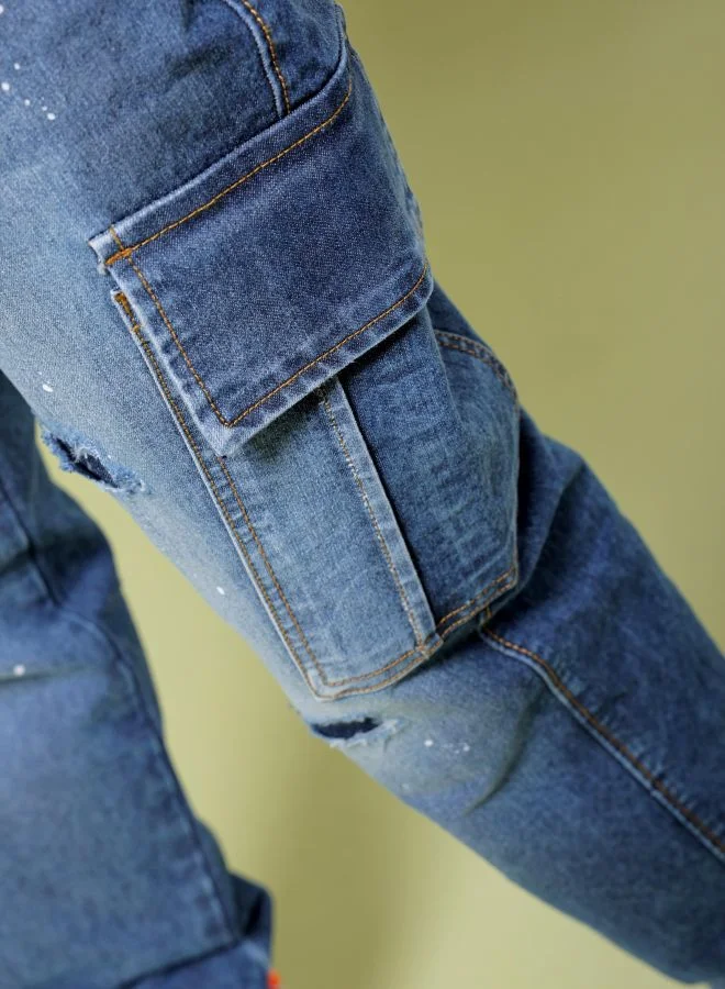 The Indian Garage Co Men Regular Fit Solid Mid-Rise Stretchable Denim Cargo Joggers