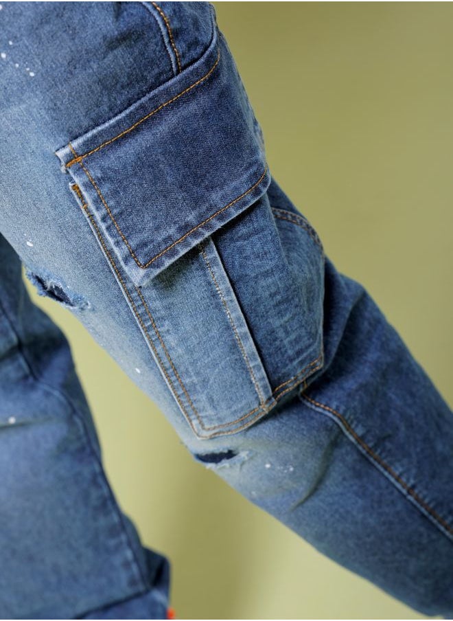 The Indian Garage Co - Men Regular Fit Solid Mid-Rise Stretchable Denim Cargo Joggers - Image 1